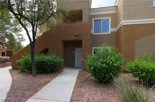 Photo #2: 2328593 Listing 