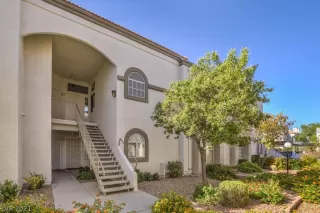 Photo #4: 2328596 Listing 