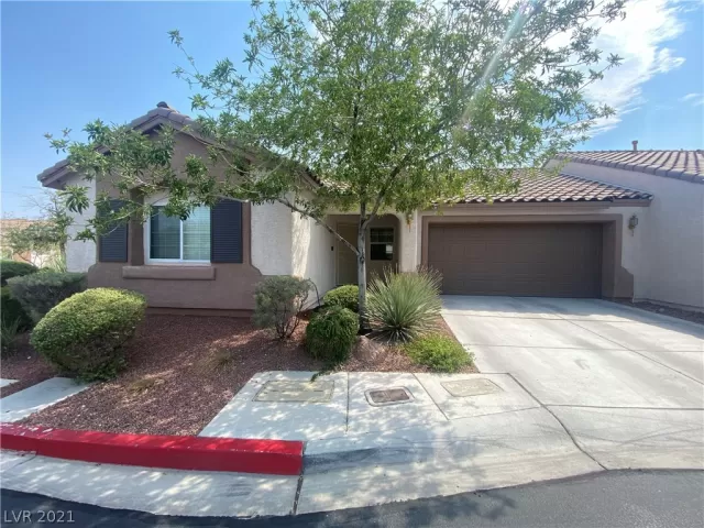 MLS: 2328623 Condo For Sale