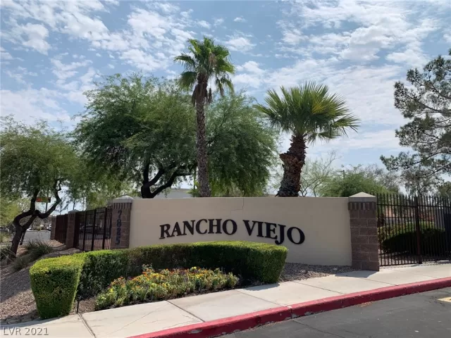 MLS: 2328653 Condo For Sale