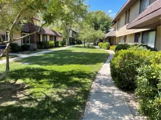 Photo #1: 2328664 Listing 