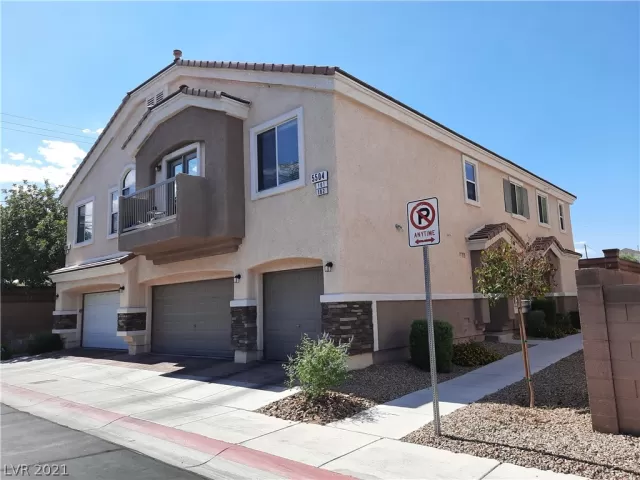 MLS: 2328671 Condo For Sale