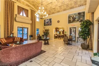 Photo #3: 2328679 Listing