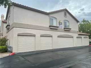 Photo #3: 2328680 Listing 