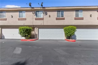 Photo #3: 2328721 Listing 