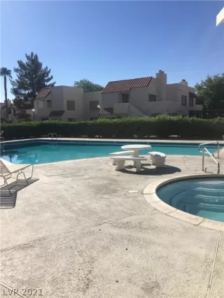 Photo #1: 2328763 Listing