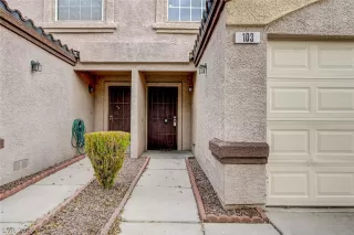 Photo #2: 2328823 Listing 