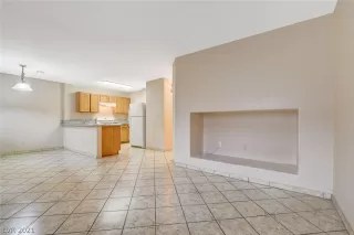 Photo #6: 2328823 Listing 