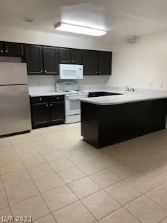 Photo #1: 2328843 Listing