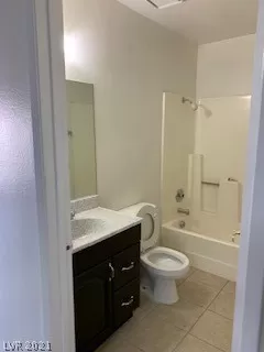 Photo #4: 2328843 Listing