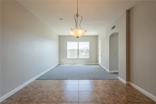 Photo #2: 2328855 Listing