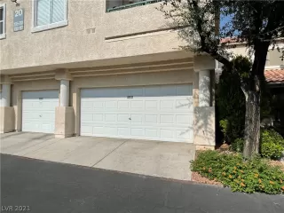 Photo #2: 2328856 Listing 