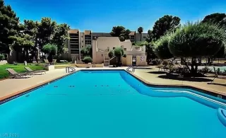 Photo #1: 2328919 Listing