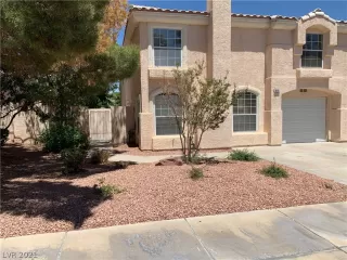 Photo #1: 2328931 Listing