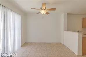 Photo #6: 2328931 Listing