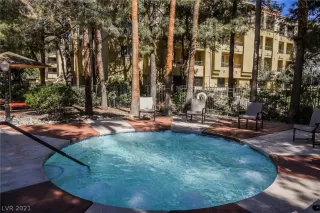 Photo #1: 2328954 Listing 