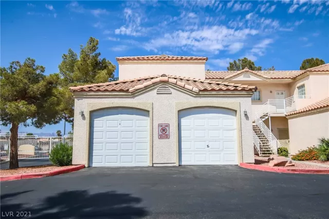 MLS: 2328975 Condo For Sale