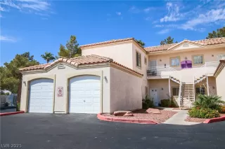 Photo #1: 2328975 Listing