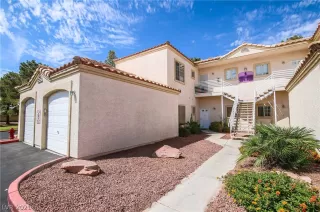 Photo #2: 2328975 Listing