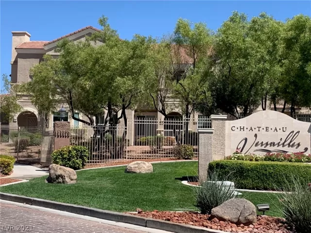 MLS: 2329027 Condo For Sale