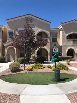 Photo #2: 2329027 Listing