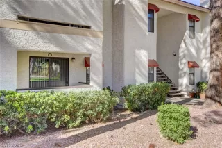 Photo #1: 2329044 Listing