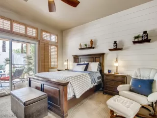 Photo #6: 2329053 Listing 