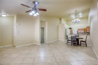 Photo #6: 2329072 Listing 