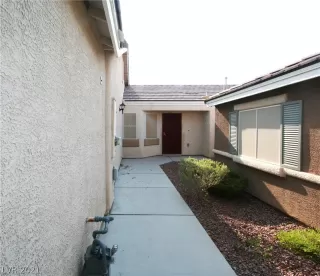 Photo #2: 2329080 Listing 