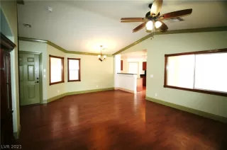 Photo #3: 2329080 Listing 