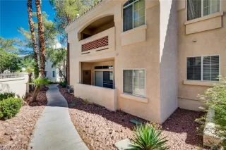 Photo #4: 2329099 Listing