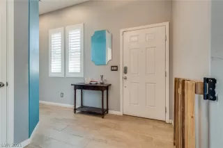 Photo #5: 2329125 Listing