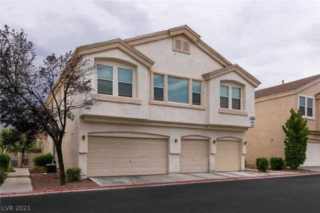 MLS: 2329195 Condo For Sale