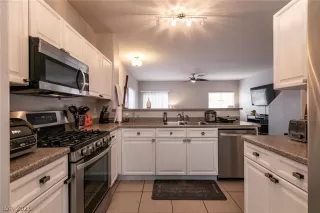 Photo #1: 2329195 Listing