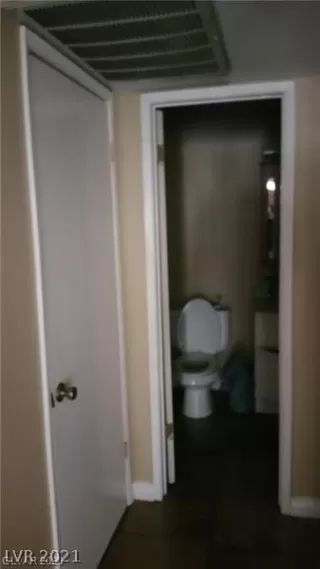 Photo #3: 2329256 Listing 