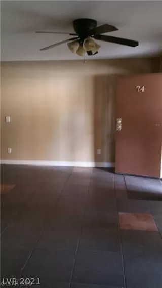 Photo #5: 2329256 Listing 