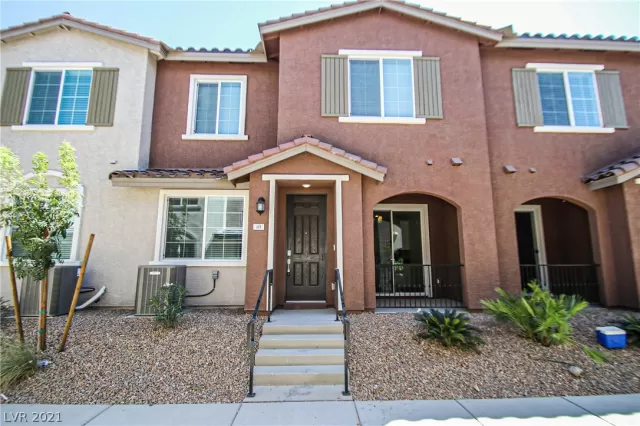 MLS: 2329259 Condo For Sale