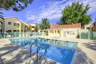 Photo #1: 2329274 Listing 