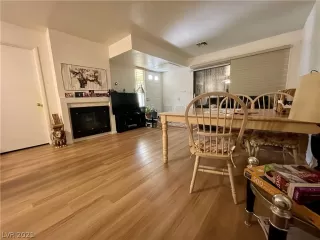 Photo #4: 2329274 Listing 