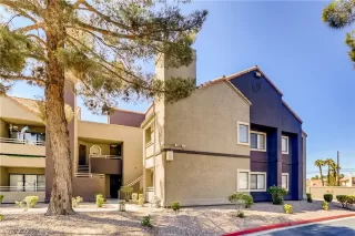 Photo #1: 2329311 Listing 