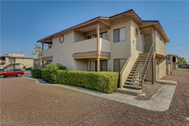 MLS: 2329321 Condo For Sale