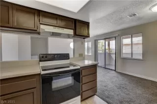 Photo #3: 2329321 Listing 