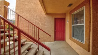 Photo #5: 2329353 Listing 