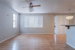 Photo #4: 2329375 Listing