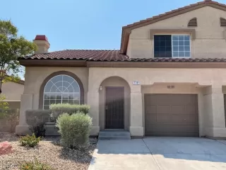 Photo #1: 2329383 Listing
