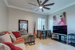 Photo #2: 2329394 Listing 