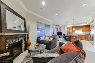 Photo #3: 2329394 Listing 