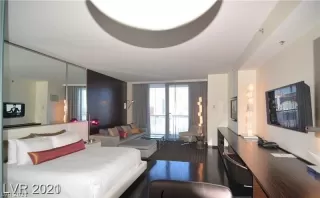 Photo #5: 2329399 Listing