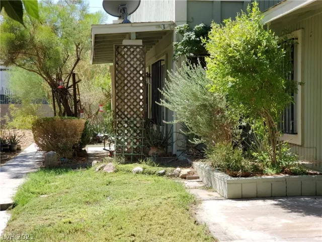 MLS: 2329407 Condo For Sale