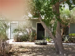 Photo #1: 2329407 Listing 